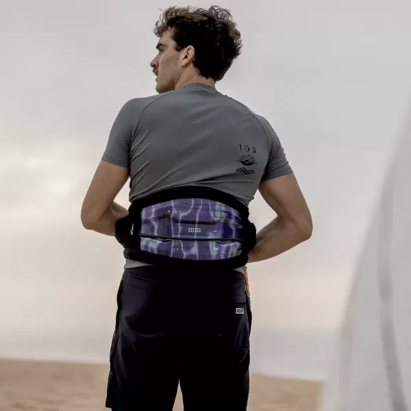 ION Riot Curv 2026 - Tanzanite Flash